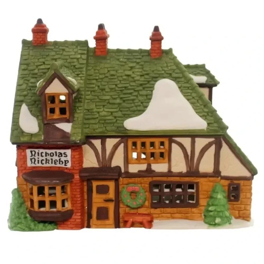 Dept 56 Dickens Village Nicholas Nickleby Cottage W/Box & LIGHT
